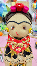 Boneca Frida decorativa 18cm